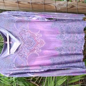 Stunning Design embellished tee Sz. XXL